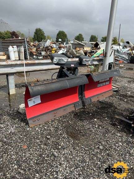 Western MVP Plus 8’6” V-Blade Snow Plow