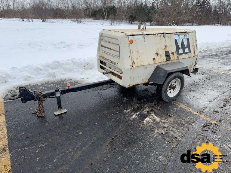 1993 Ingersoll Rand 100 Towable Air Compressor