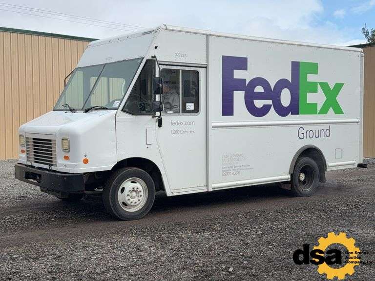 2016  Ford  Commercial Box Truck