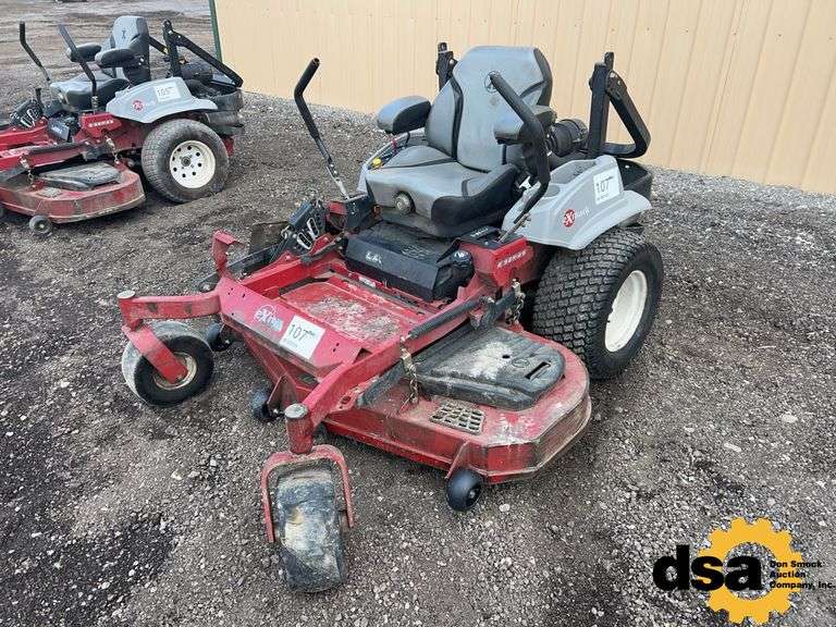 Exmark  Lazer Z E-Series 60"  Zero Turn Lawn Mower