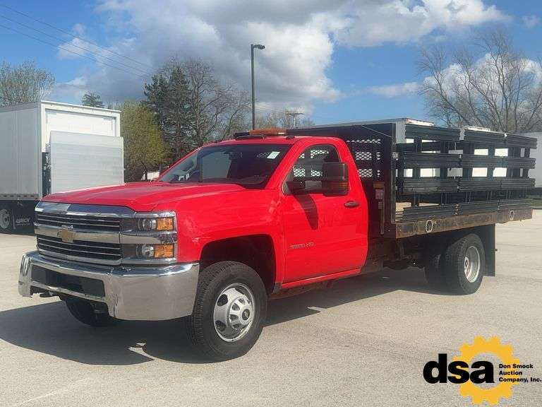 2017  Chevrolet  Silverado  Flatbed Truck