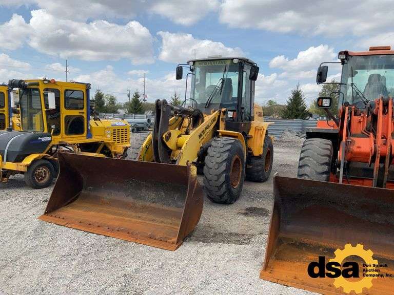New Holland  W130B  Rubber Tired Loader