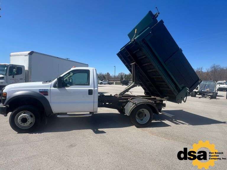2008  Ford  F550 XL Super Duty  Dump Truck