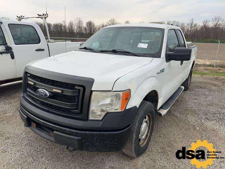 2013  Ford  F150 XL  Pickup Truck