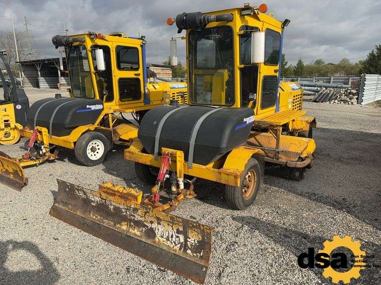 2017   Superior Broom  DT80K  Sweeper