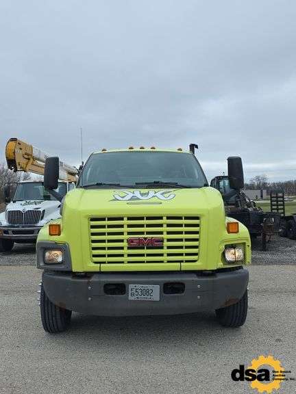 2005  GMC  C7500  Rolloff Truck