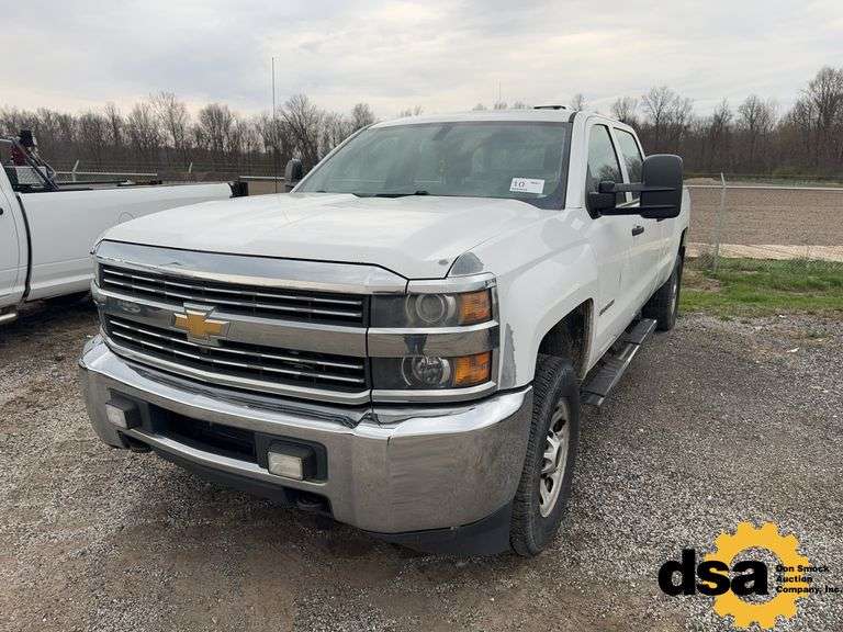 2015  Chevrolet  Silverado 3500 HD  Pickup Truck