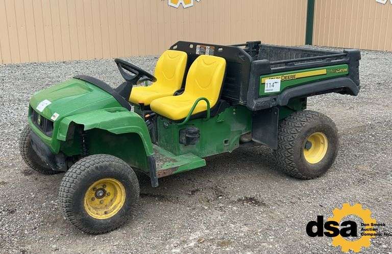 John Deere  TX4X2  Gator