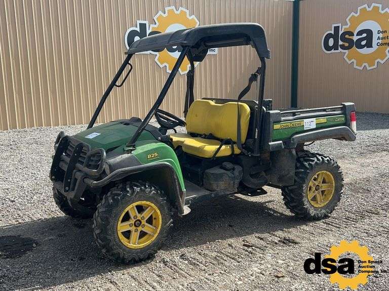 2015  John Deere  825I Gator  ATV