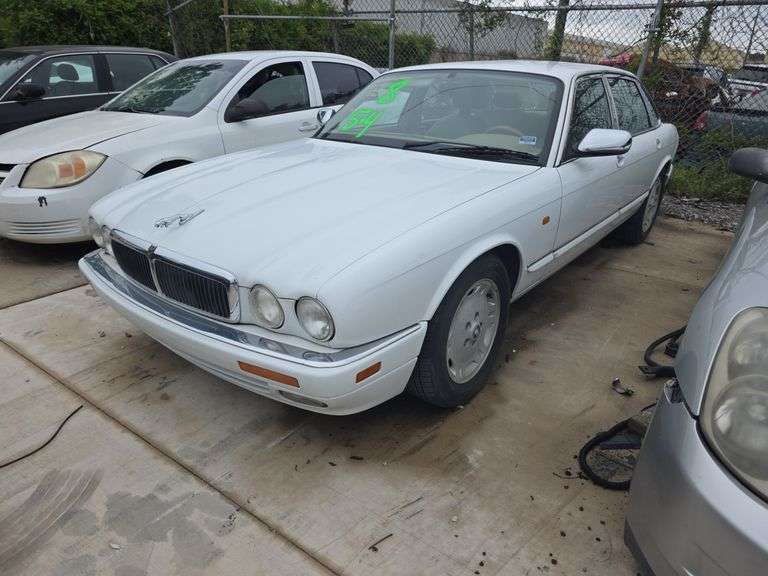 1997  JAGUAR  XJ-6