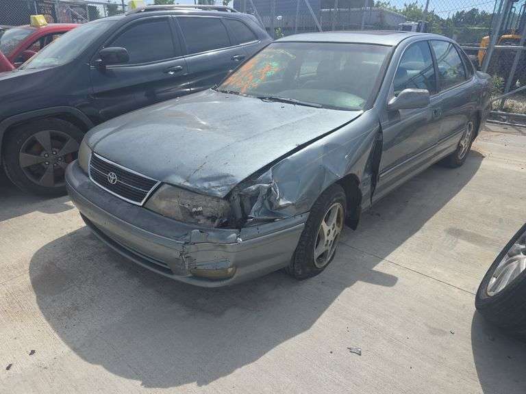 1998 TOYOTA AVALON