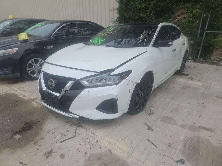 2017  NISSAN  MAXIMA