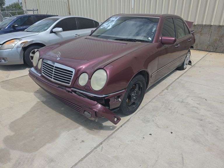 1998  MERCEDES  E320
