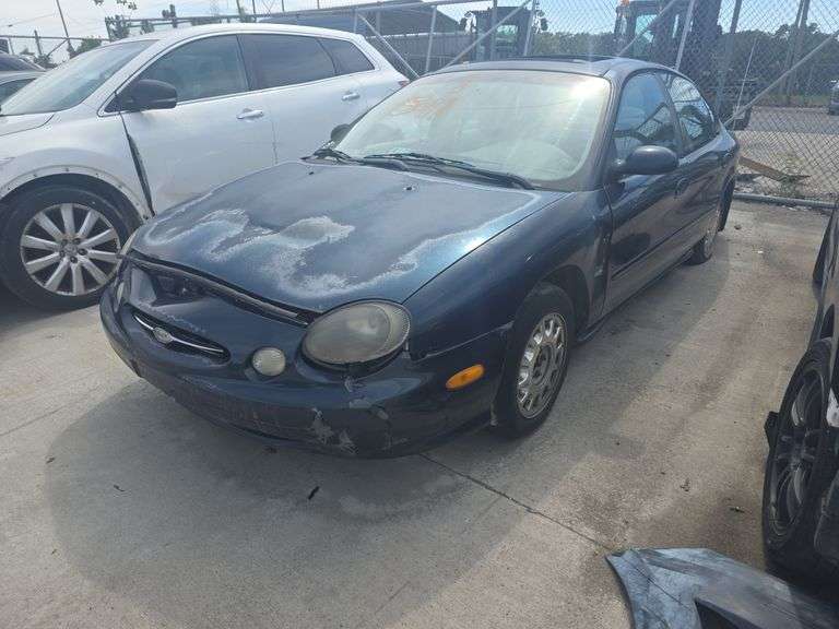 1998 FORD TAURUS SE