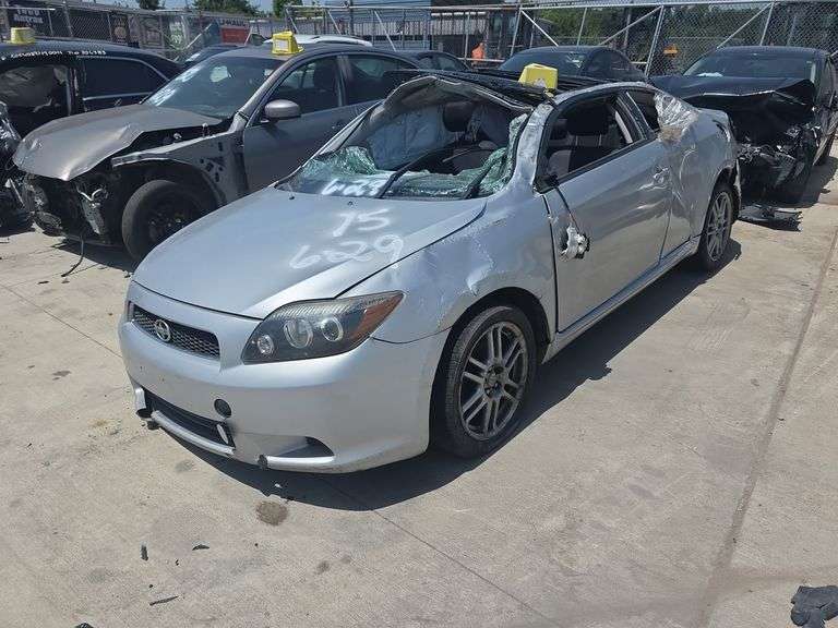 2010 TOYOTA SCION TC
