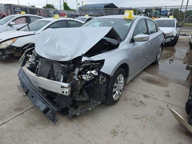 2017 NISSAN ALTIMA