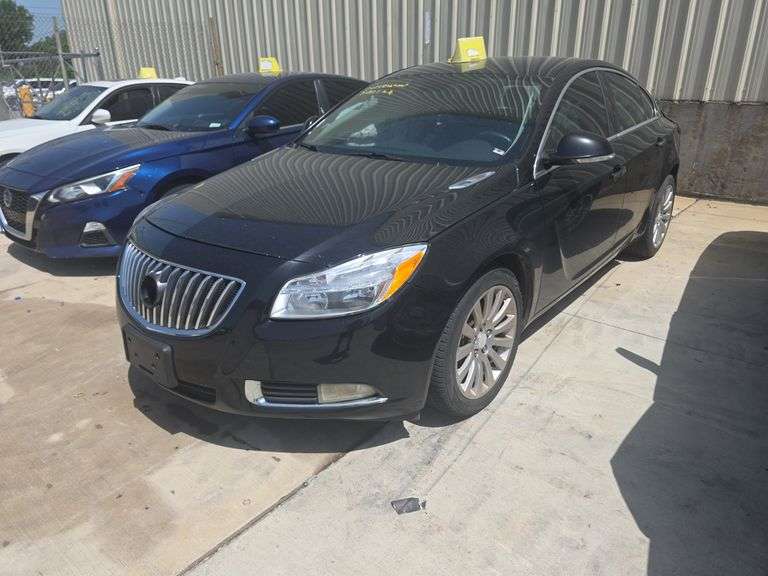 2012 BUICK REGAL PREMIUM1