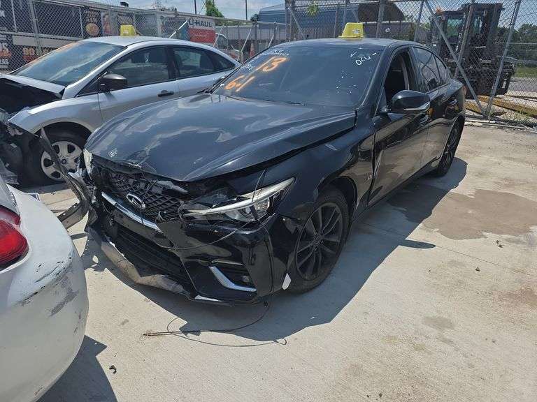 2014  INFINITI  Q50