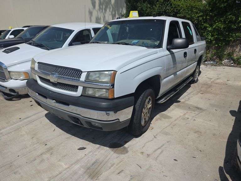 2004 CHEVROLET AVALANCHE 4WD