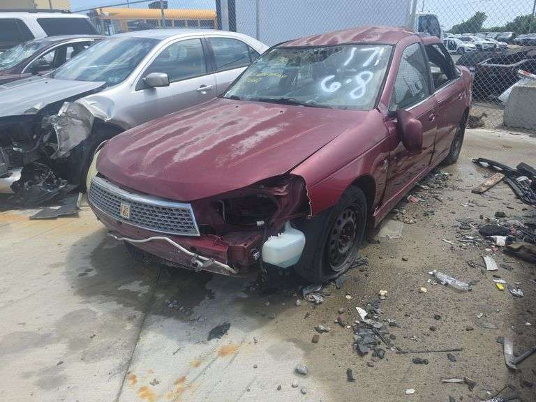 2004  SATURN  L300
