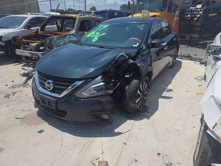 2017 NISSAN ALTIMA