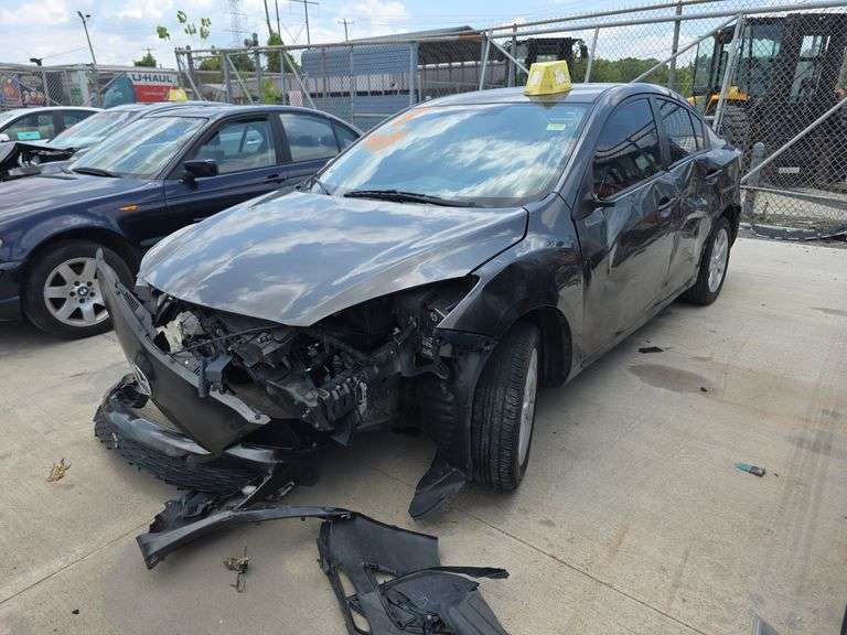 2011 MAZDA MAZDA3 TOURING/GS