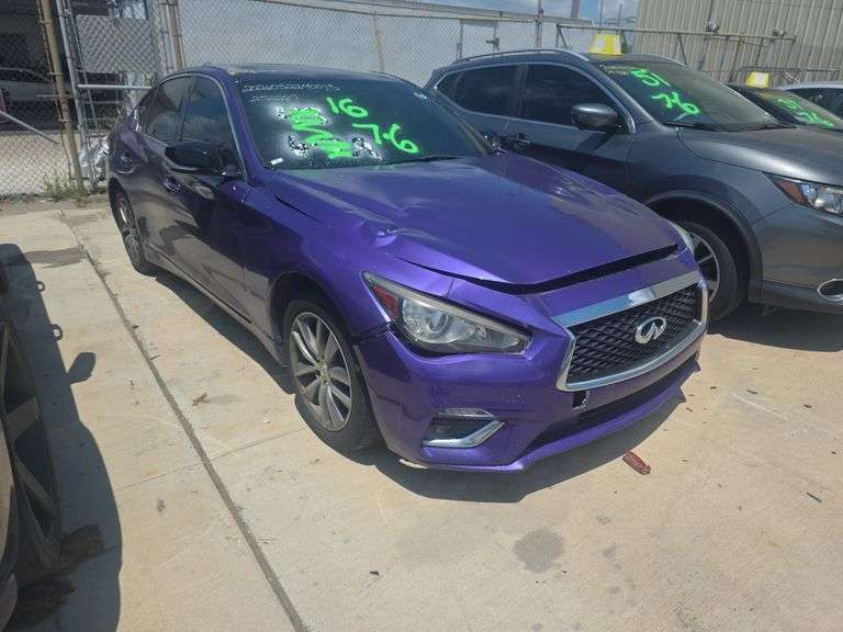 2016 INFINITI Q50 AWD
