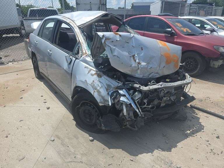 2009  NISSAN  VERSA