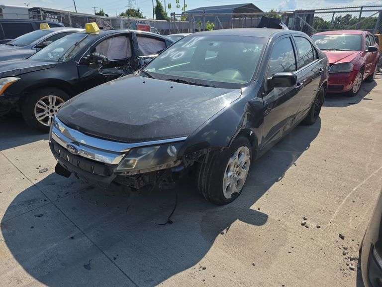 2011 FORD FUSION SE