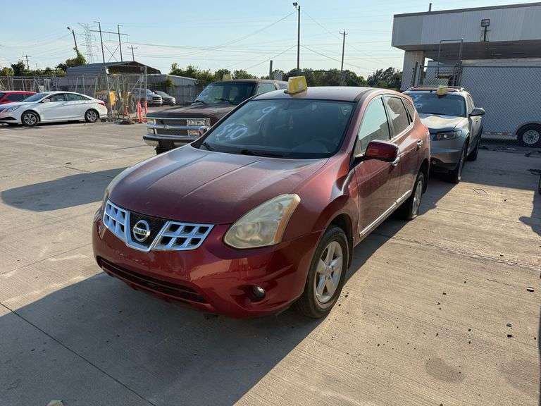 2013 NISSAN ROGUE S