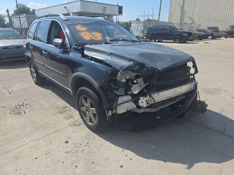 2005  VOLVO  XC90 AWD