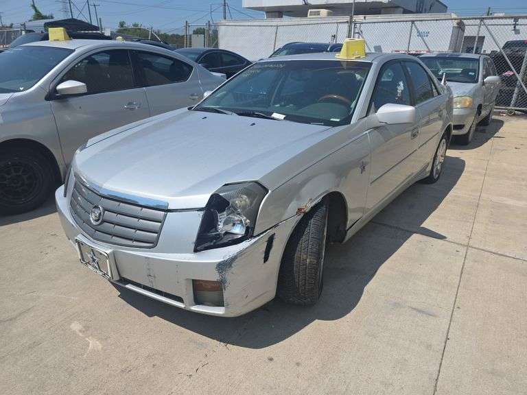 2003 CADILLAC CTS BASE
