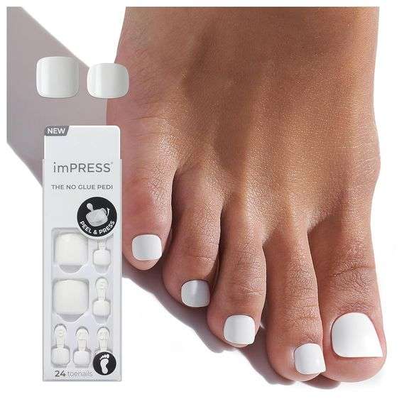 KISS imPRESS Pedicure Press On Toenails, 'Angel Vibes', White, Short Squoval, Pedicure Nail Kit Incl