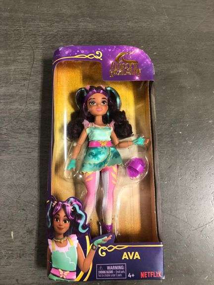 Unicorn Academy, Ava Doll with Highlighted Hair, 7 Fashion Accessories & Hair Styling Tool, 9.5”, Do