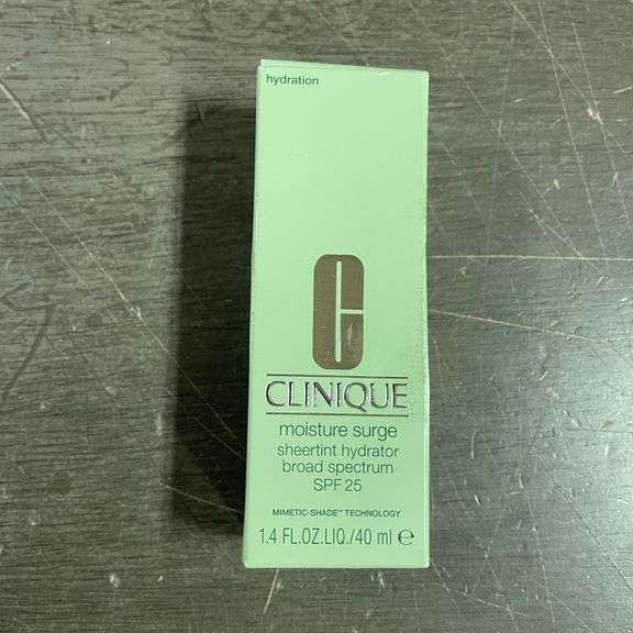 Clinique Moisture Surge Sheertint Hydrator SPF 25 Tinted Moisturizer - 1.4 fl oz - Ulta Beauty