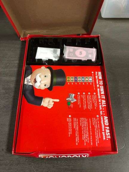 Monopoly Game, Family Board Games for 2 to 6 Players & Kids Ages 8 and Up, Includes 8 Tokens (Token 