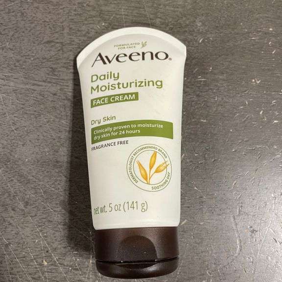 Aveeno Daily Moisturizing Prebiotic Oat Face Cream for Dry Skin - Fragrance Free - 5 oz