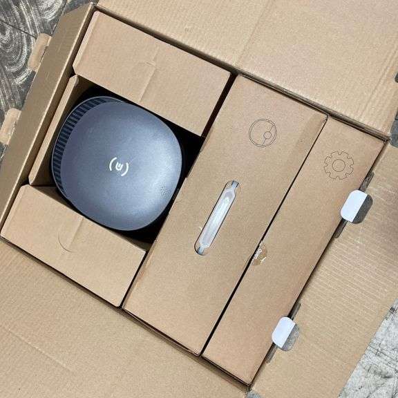 ECOVACS Deebot Ozmo T8 AIVI Robot Vacuum Cleaner & Mop with Auto-Empty Station,