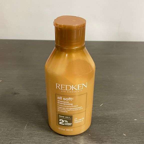 Redken All Soft Shampoo - Moisturizes & Hydrates Dry Hair, Softens & Adds Shine