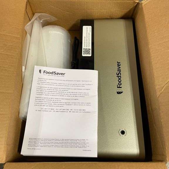FoodSaver PowerVac Compact Vacuum Sealing Machine Stainless Steel & Black Vertical Storage VS0150