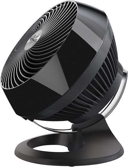 Vornado 660 Large Whole Room Air Circulator Fan for Home, 4 Speeds and 90-Degree Adjustable Tilt