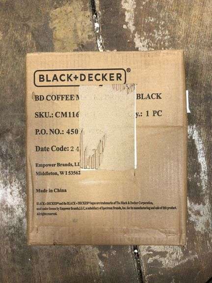 BLACK+DECKER 12-Cup Digital Coffee Maker, Programmable, Washable Basket Filter