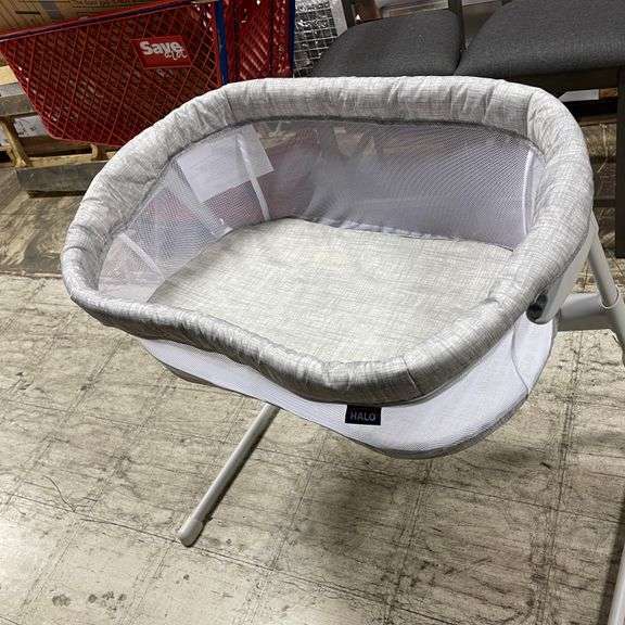 HALO Baby Flex BassiNest, Adjustable Travel Bassinet, Easy Folding, Lightweight with Mattress