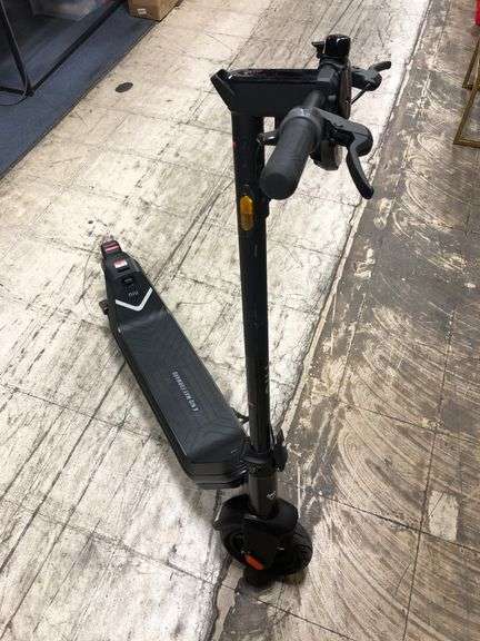 NIU - KQi3 Pro Foldable Electric Kick Scooter w/ 31 mi Max Operating Range &20 mph Max Speed Black