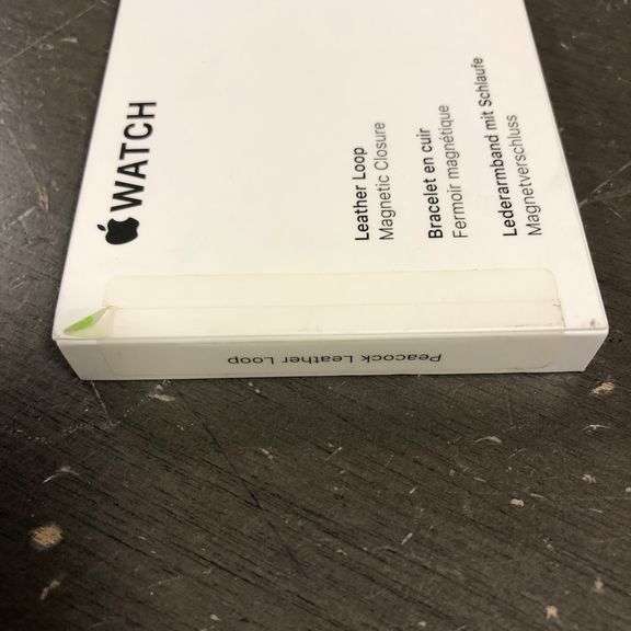 Genuine Apple Watch 44mm (large) OEM Peacock Leather Loop Band