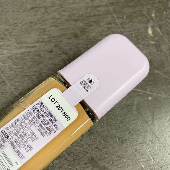 Maybelline Super Stay Up to 30HR Wear Lumi-Matte Liquid Foundation - 1 fl oz