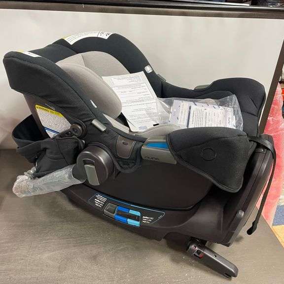 Nuna® PIPA™ RX Infant Car Seat + RELX base