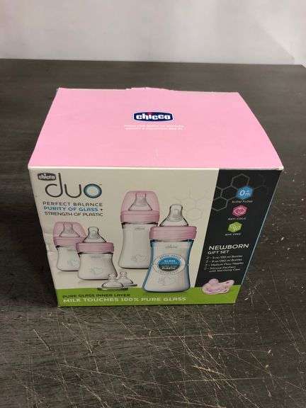 Chicco Duo Newborn Hybrid Baby Bottle Starter Gift Set with Invinci-Glass Inside and Plastic Outside