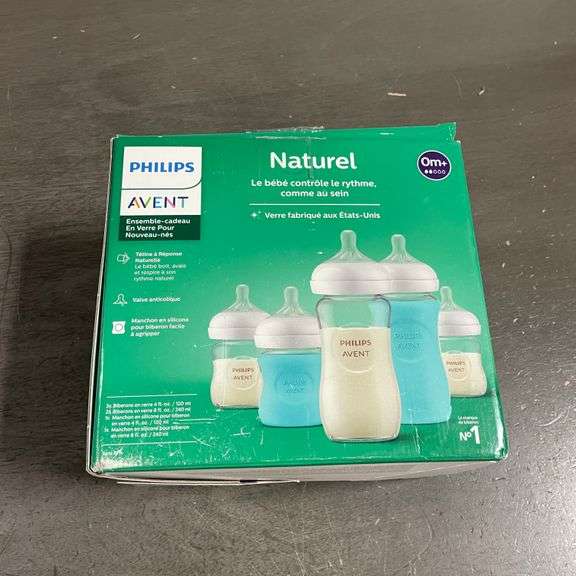 Philips Avent Natural Newborn Glass Gift Set, Baby Bottles with Natural Response Nipples