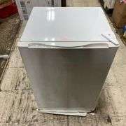 Insignia™ - 2.6 Cu. Ft. Mini Fridge - White